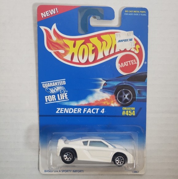 Hot Wheels Avus Quatro(Qty 3), Zender Fact Set of 4 - Picture 2 of 7